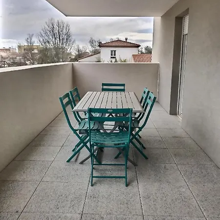 Neuf Pour 4 Personnes + Bébé Appartamento