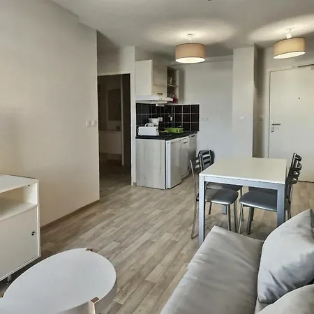 Neuf Pour 4 Personnes + Bébé Appartamento Valras-Plage